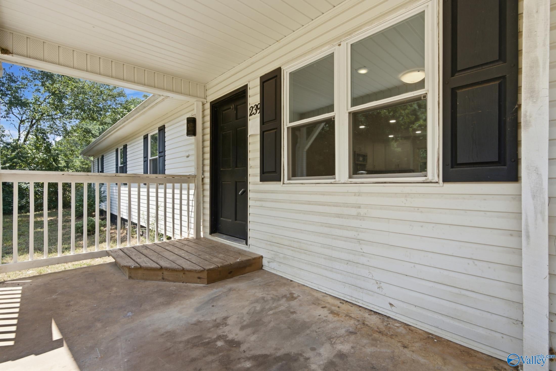 239 Echo Ln, Toney, AL 35773 photo