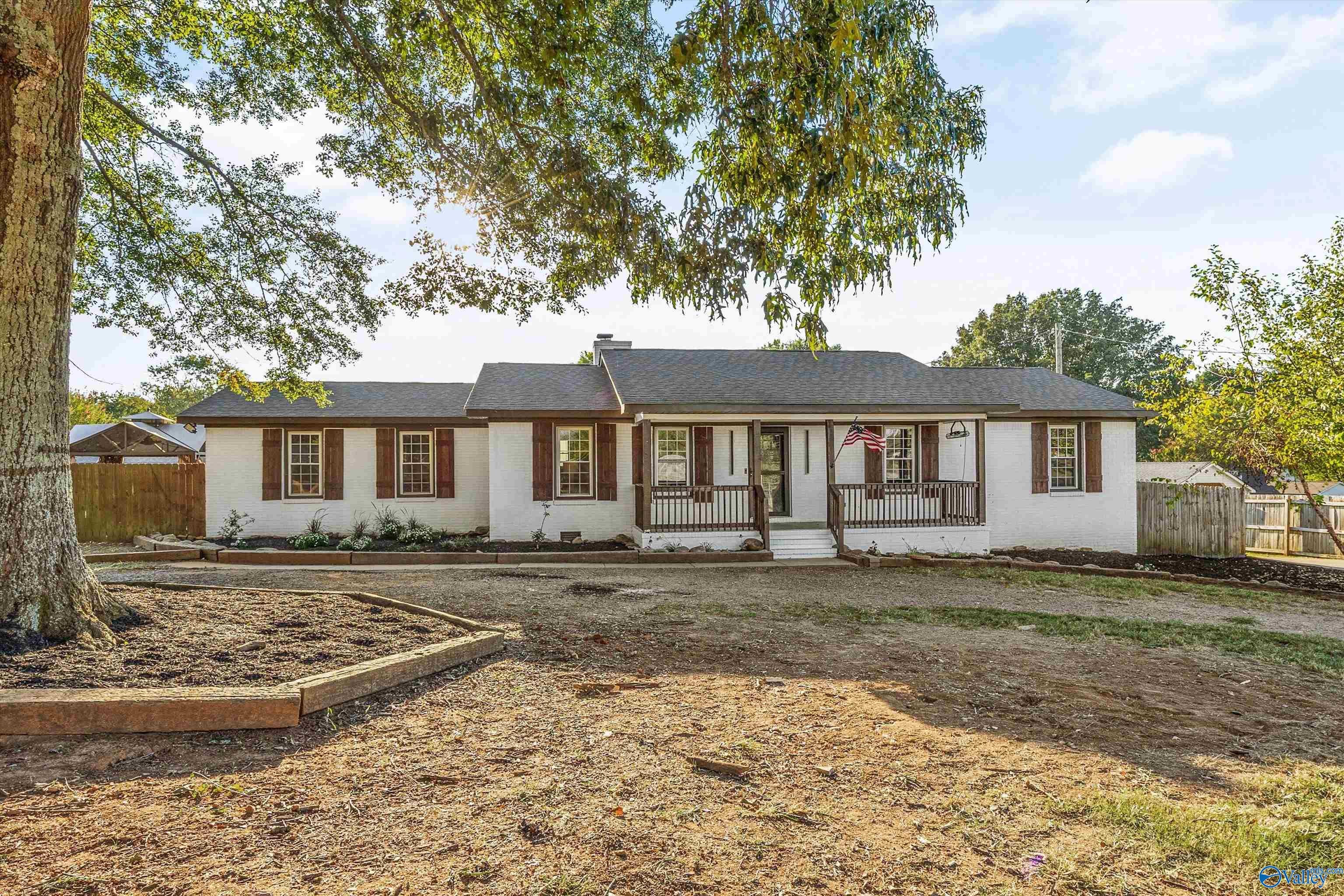 17359 Jones Rd, Athens, AL 35613 photo