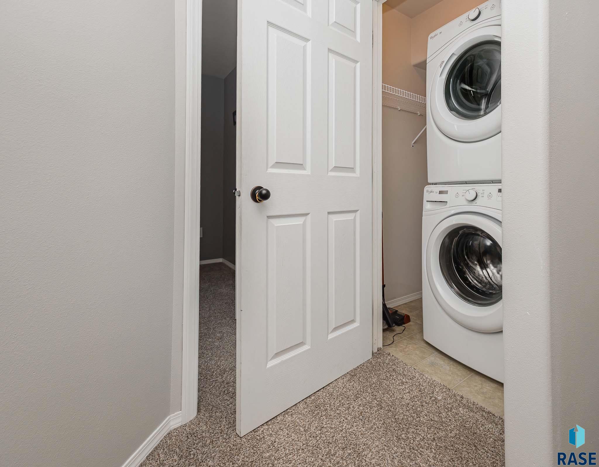 Townhouse in Sioux Falls SD 6501 S Santa Rosa Pl Place 19.jpg