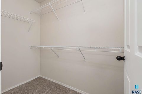 Townhouse in Sioux Falls SD 6501 S Santa Rosa Pl Place 17.jpg