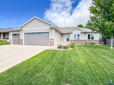 Single Family Residence in Sioux Falls SD 2116 S Monticello Ave Avenue.jpg