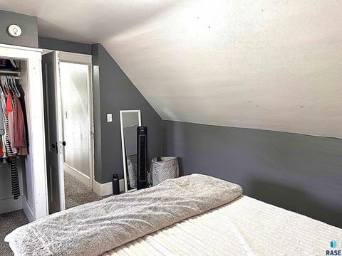 Single Family Residence in Canton SD 816 W 4th St Street 12.jpg