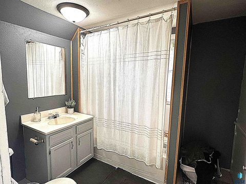 Single Family Residence in Canton SD 816 W 4th St Street 14.jpg
