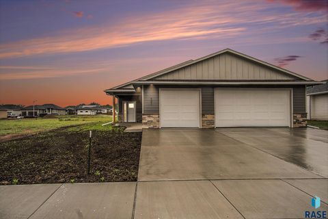 Single Family Residence in Harrisburg SD 501 S Huckleberry Trl Trail.jpg