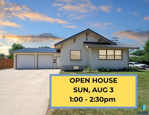 Single Family Residence in Canton SD 119 N Cedar St Street.jpg