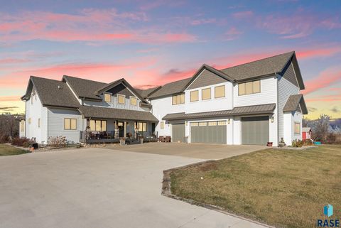 Single Family Residence in Chancellor SD 46052 SD 44 Hwy Highway.jpg
