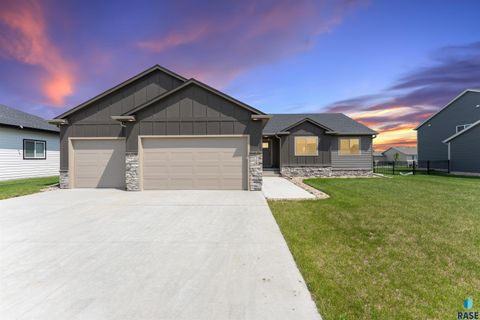 Single Family Residence in Harrisburg SD 708 Highland St Street.jpg