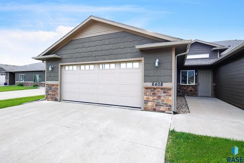 Townhouse in Sioux Falls SD 6408 S Keller Cir Circle.jpg