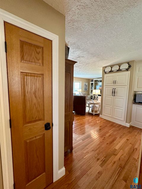 Single Family Residence in Luverne MN 1117 N Cedar St Street 18.jpg
