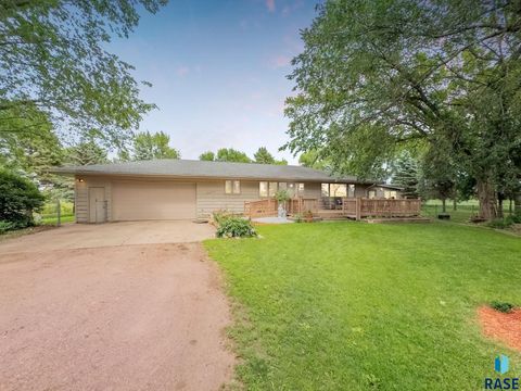 Single Family Residence in Valley Springs SD 26470 484th Ave Avenue.jpg