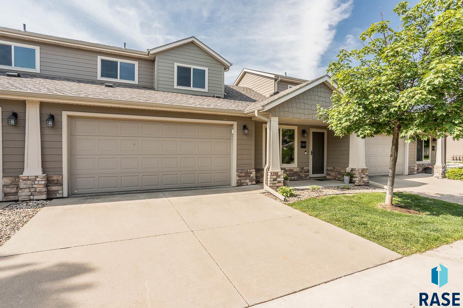 Townhouse in Sioux Falls SD 2905 E Fieldstone Pl Place 21.jpg