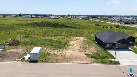  in Sioux Falls SD 1801 E Wallin Cir Circle.jpg