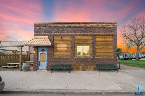 Mixed Use in Salem SD 116 E Vermont Ave Avenue.jpg