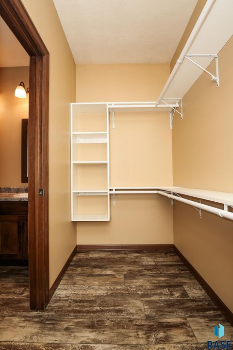 Townhouse in Sioux Falls SD 6400 S Keller Cir Circle 18.jpg