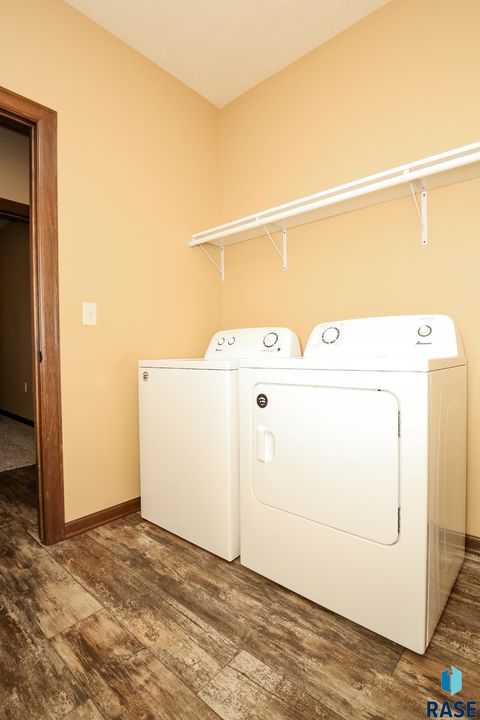 Townhouse in Sioux Falls SD 6400 S Keller Cir Circle 13.jpg