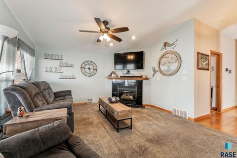 Single Family Residence in Worthing SD 27549 475th Ave Avenue 9.jpg
