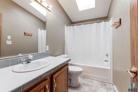 Single Family Residence in Worthing SD 27549 475th Ave Avenue 27.jpg