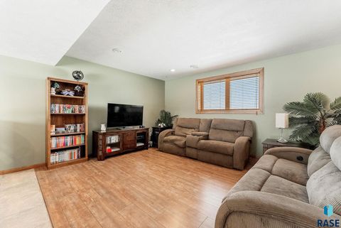 Single Family Residence in Worthing SD 27549 475th Ave Avenue 30.jpg