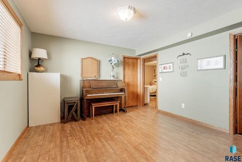 Single Family Residence in Worthing SD 27549 475th Ave Avenue 35.jpg