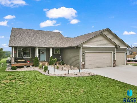 Single Family Residence in Baltic SD 39 N 6th St Street.jpg