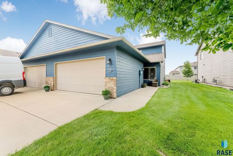 Townhouse in Sioux Falls SD 6710 S Tomar Rd Road.jpg