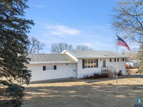 Single Family Residence in Baltic SD 241 Oak Ave Avenue.jpg