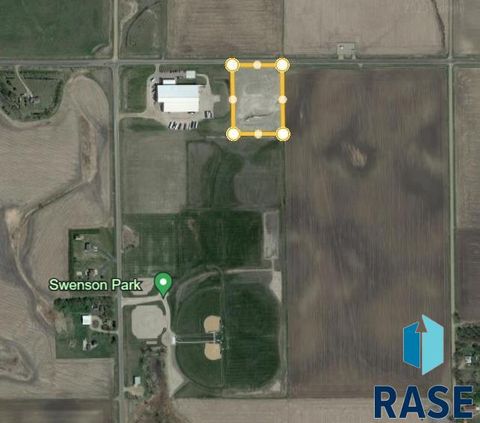 Unimproved Land in Hartford SD 105 W 130 Hwy Highway.jpg