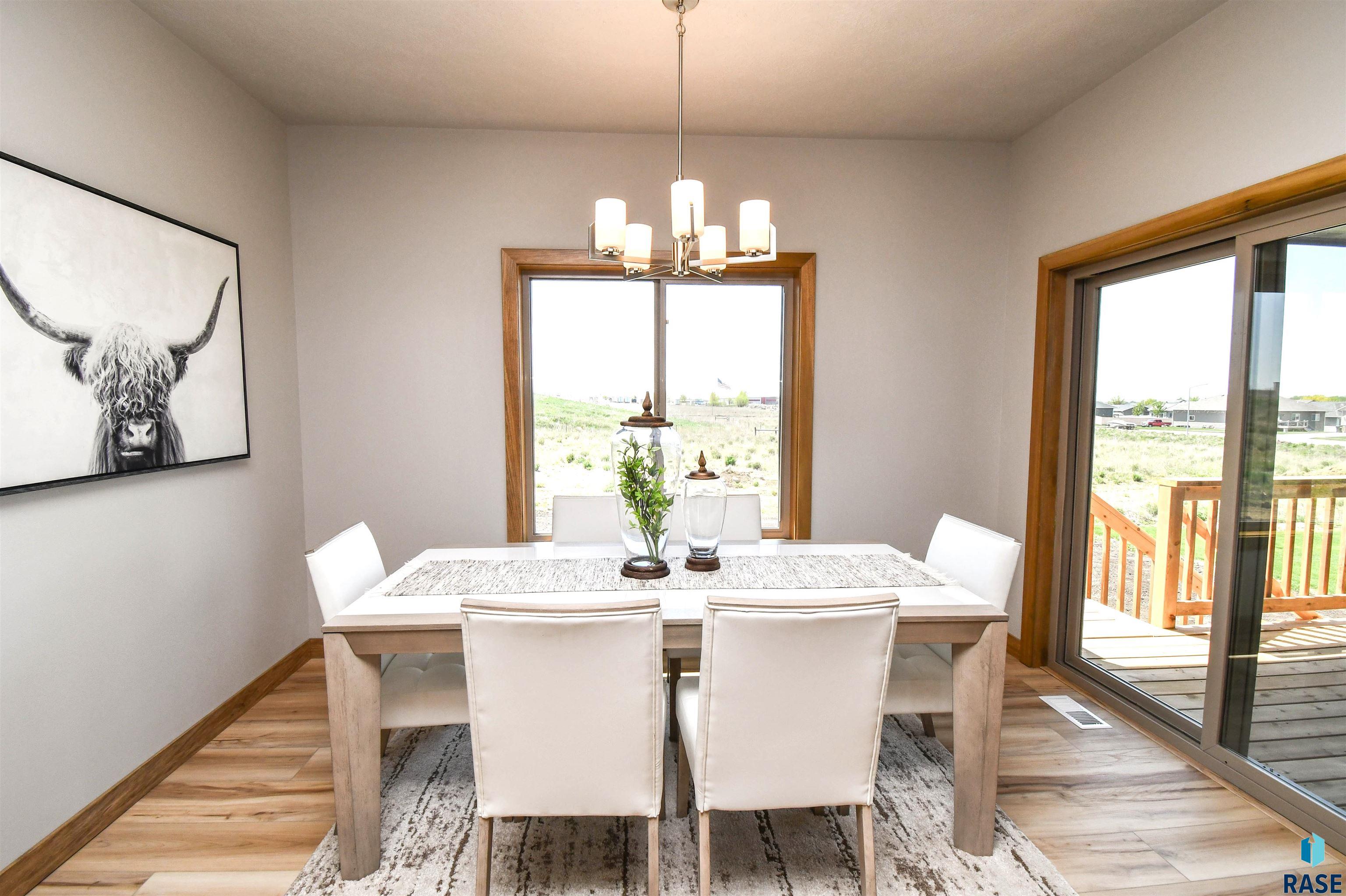 Single Family Residence in Sioux Falls SD 1709 E Wallin Cir Circle 16.jpg