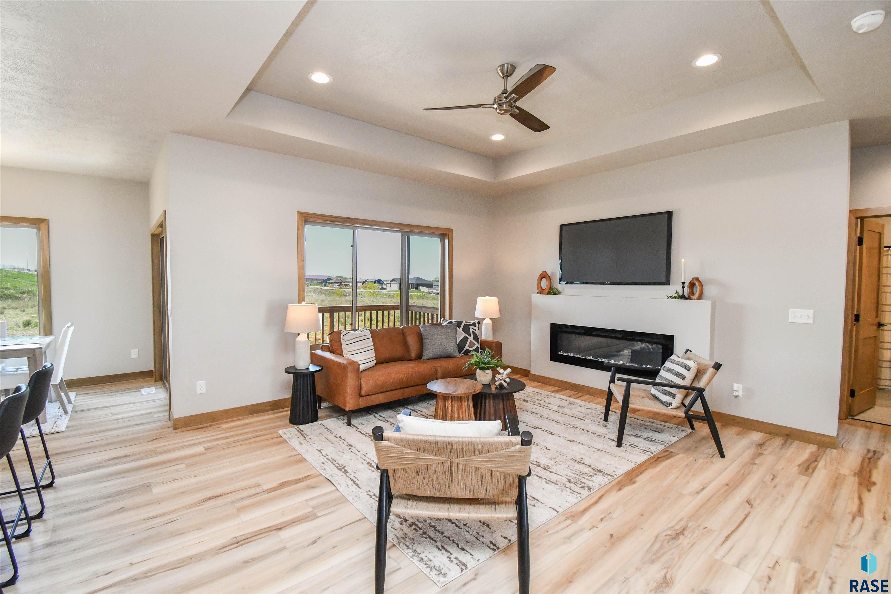 Single Family Residence in Sioux Falls SD 1709 E Wallin Cir Circle 20.jpg