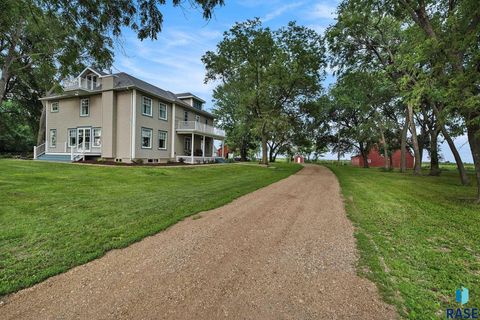 Single Family Residence in Davis SD 28128 462nd Ave Avenue.jpg