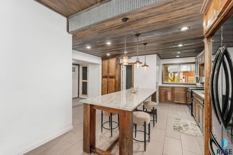 Single Family Residence in Beaver Creek MN 696 20th Ave Avenue 8.jpg