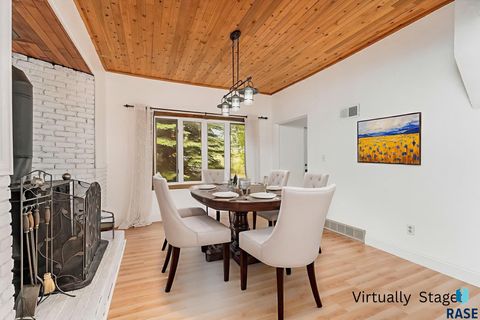 Single Family Residence in Beaver Creek MN 696 20th Ave Avenue 12.jpg