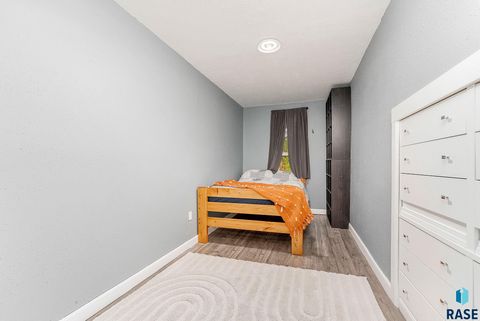 Single Family Residence in Beaver Creek MN 696 20th Ave Avenue 22.jpg