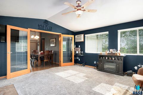 Single Family Residence in Lennox SD 46687 276th St Street 13.jpg