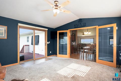 Single Family Residence in Lennox SD 46687 276th St Street 12.jpg