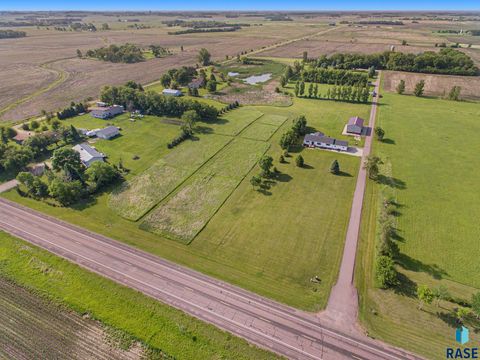 Single Family Residence in Lennox SD 46687 276th St Street 45.jpg