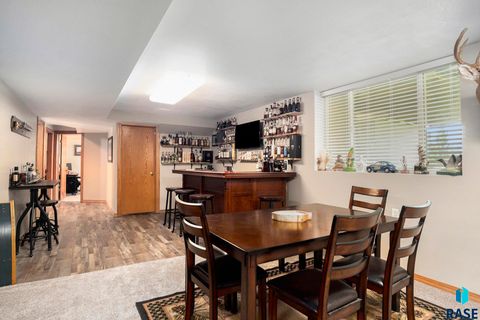 Single Family Residence in Lennox SD 46687 276th St Street 26.jpg