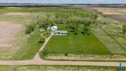 Single Family Residence in Huron SD 39240 210th St Street.jpg
