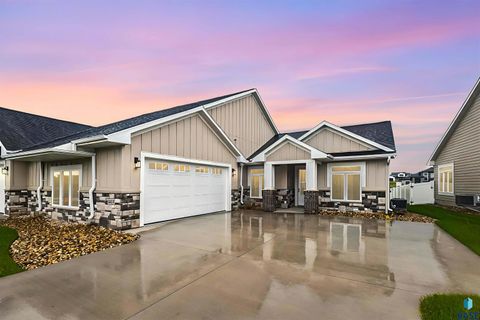 Townhouse in Sioux Falls SD 1807 S Daylight Dr Drive.jpg
