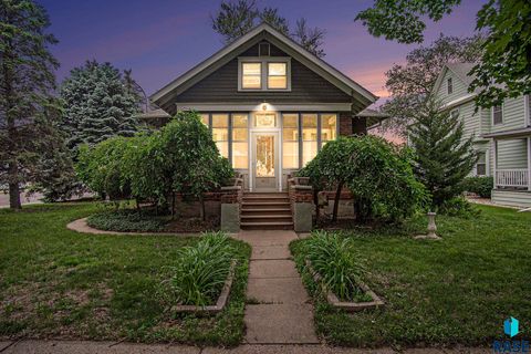 Single Family Residence in Yankton SD 401 Linn St Street.jpg