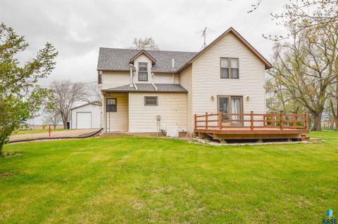 Single Family Residence in Canistota SD 25887 443rd Ave Avenue.jpg