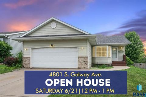 Single Family Residence in Sioux Falls SD 4801 S Galway Ave Avenue.jpg