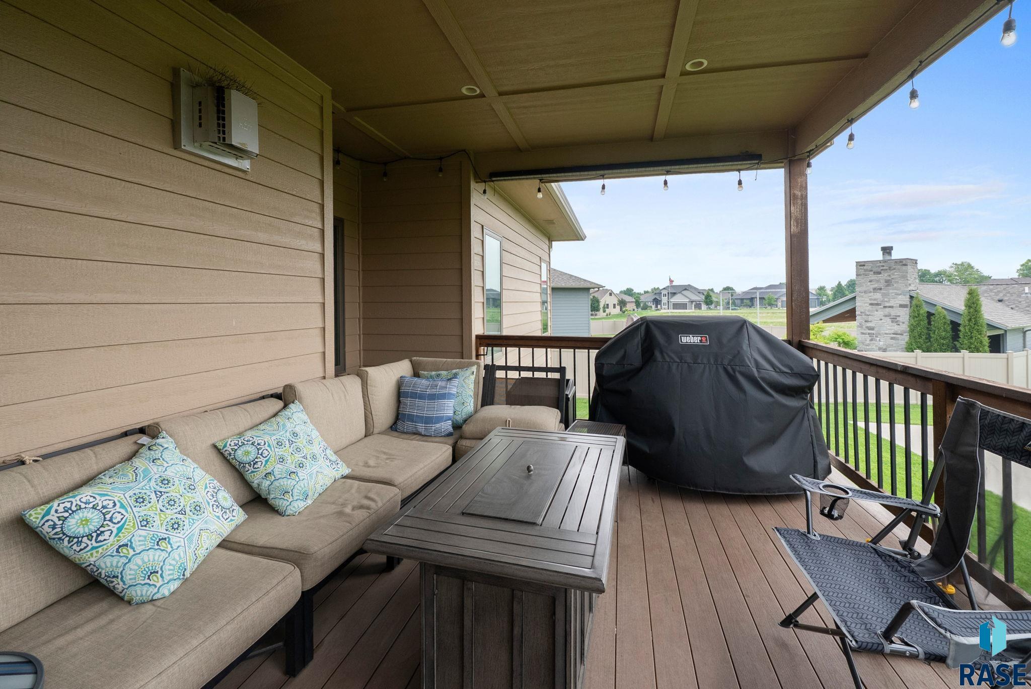 Single Family Residence in Sioux Falls SD 1316 S Monticello Ct Court 29.jpg