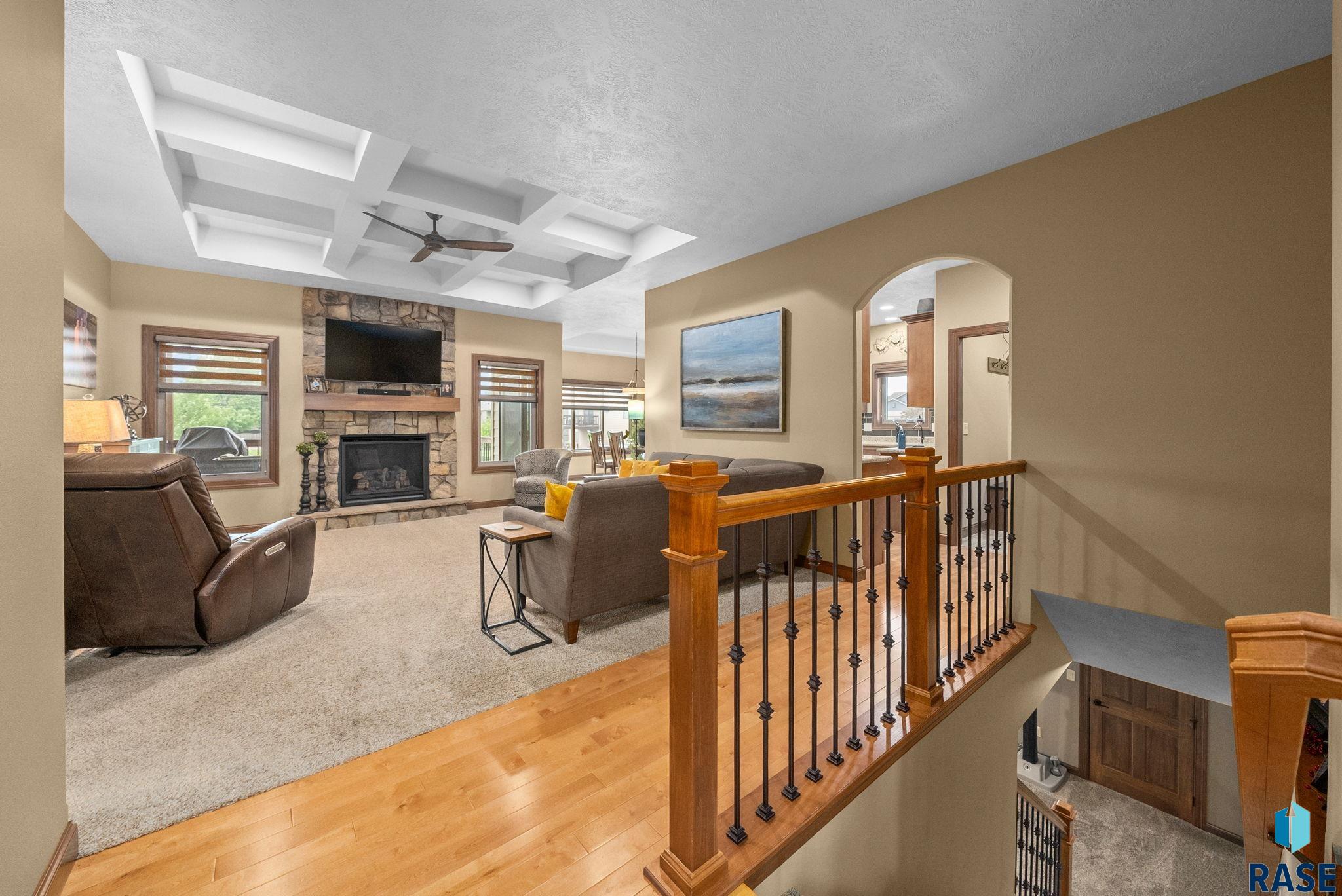 Single Family Residence in Sioux Falls SD 1316 S Monticello Ct Court 4.jpg