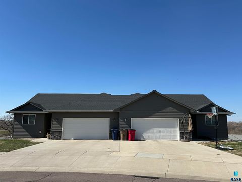 Duplex in Sioux Falls SD 1209 N Archer Ave Avenue.jpg