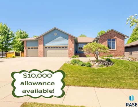 Single Family Residence in Sioux Falls SD 3709 S Pillsberry Ave Avenue.jpg