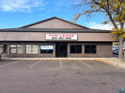 Mixed Use in Sioux Falls SD 5310 W 26th St Street.jpg