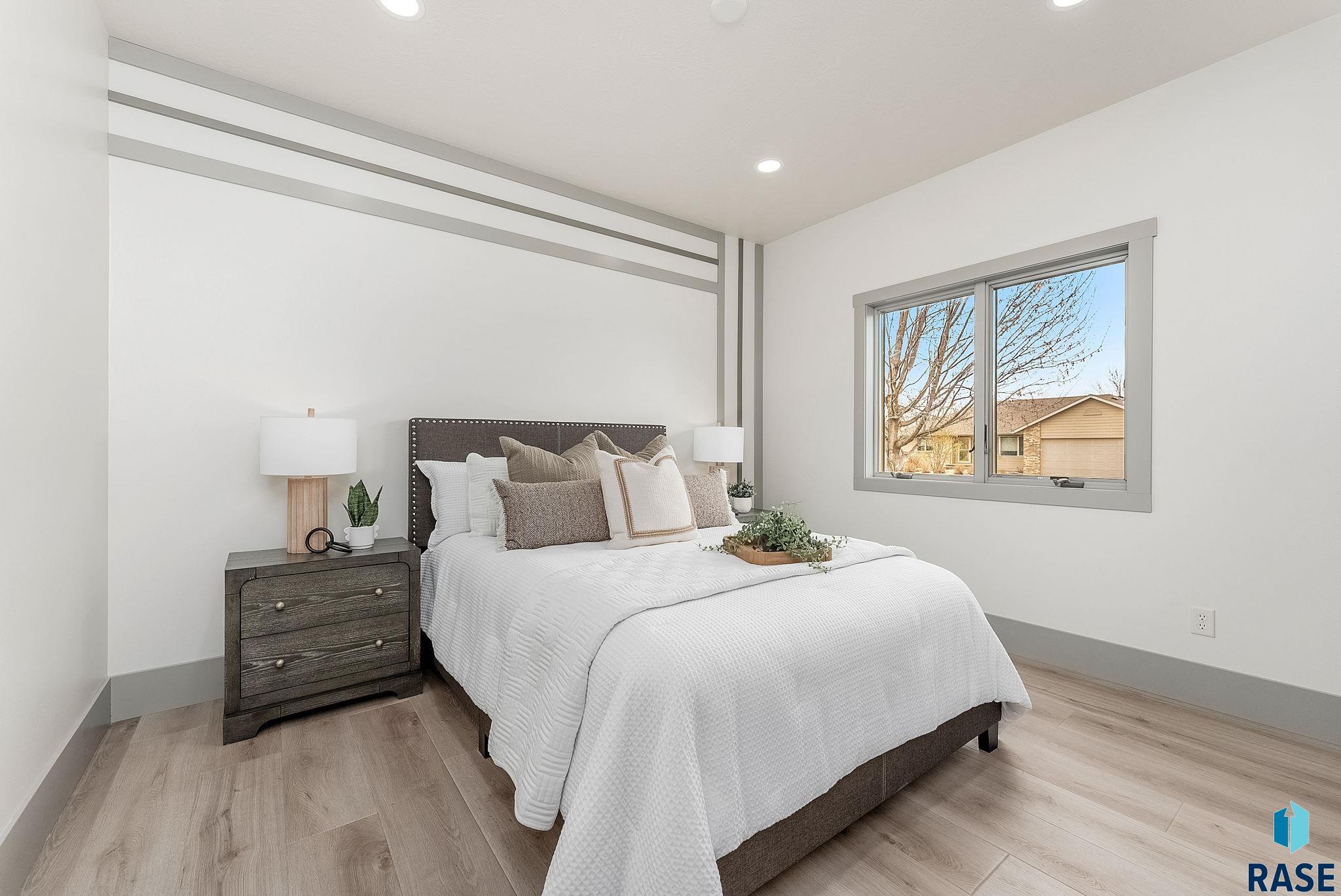 Single Family Residence in Sioux Falls SD 5109 Manchester Ct Court 7.jpg