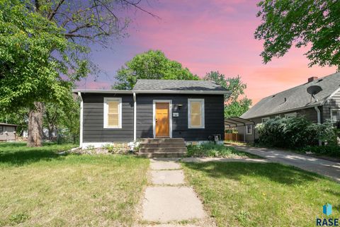 Single Family Residence in Sioux Falls SD 1920 S Duluth Ave Avenue.jpg