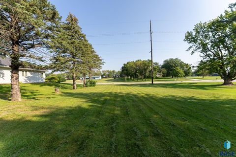  in Lennox SD Rummel Ave Avenue.jpg
